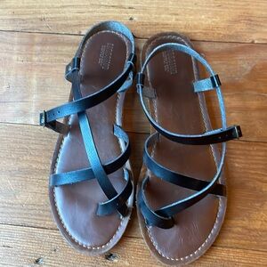 Mossimo black strappy sandals. Size 7.5